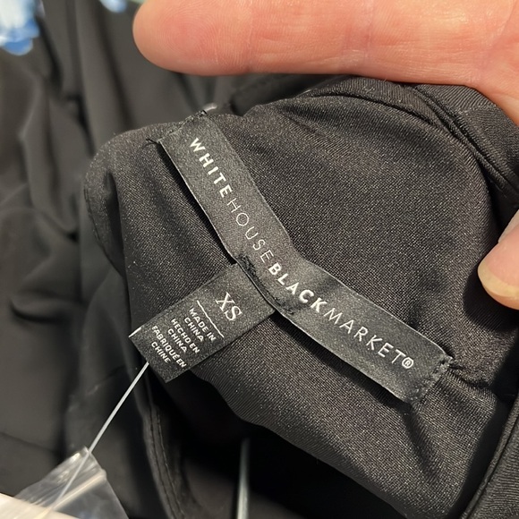 White House Black Market NWT Esmee Floral Dress with Drama Sleeve Size XS - Picture 7 of 13